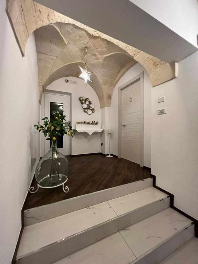 Al Centro Exclusive Apartment Brindisi Luaran gambar