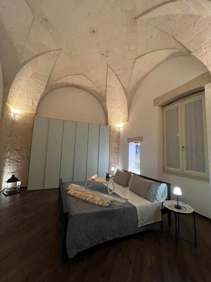 Al Centro Exclusive Apartment Brindisi Luaran gambar