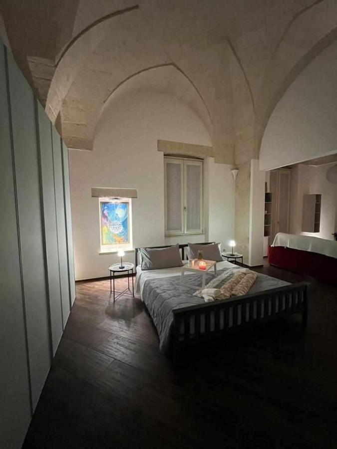 Al Centro Exclusive Apartment Brindisi Luaran gambar