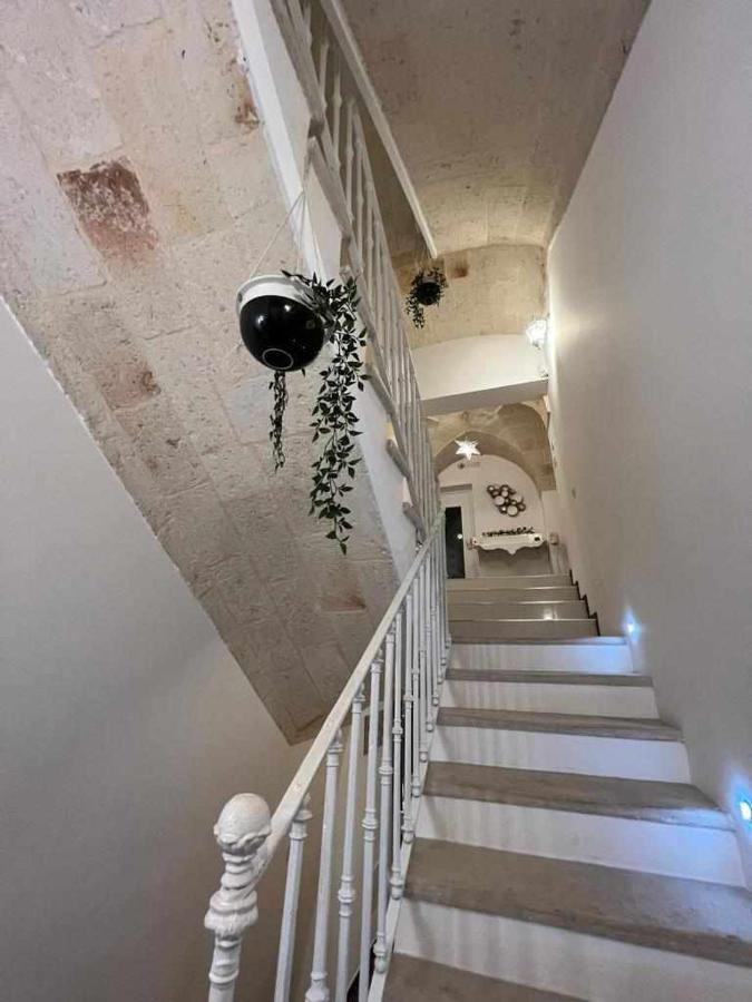 Al Centro Exclusive Apartment Brindisi Luaran gambar