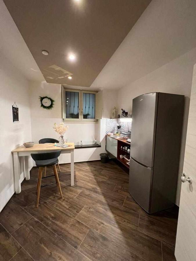 Al Centro Exclusive Apartment Brindisi Luaran gambar